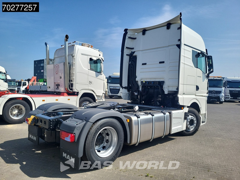 MAN TGX 18.520 4X2 NEW! GX Retarder 2x Tanks Standklima ACC - Tractor: foto 5 MAN TGX 18.520 4X2 NEW! GX Retarder 2x Tanks Standklima ACC - Tractor: foto 5