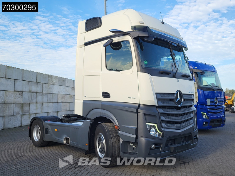 Mercedes-Benz Actros 1845 4X2 GigaSpace Retarder MirrorCam Navi Euro 6 - Tractor: foto 3 Mercedes-Benz Actros 1845 4X2 GigaSpace Retarder MirrorCam Navi Euro 6 - Tractor: foto 3