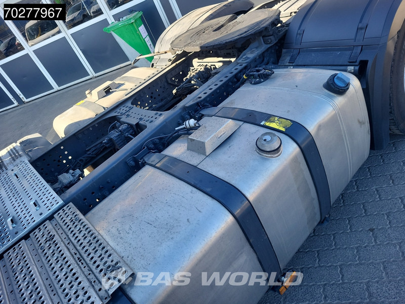 Tractor Mercedes-Benz Actros 1851 Actros 4X2 BigSpace 2xTanks Euro 6: foto 10 Tractor Mercedes-Benz Actros 1851 Actros 4X2 BigSpace 2xTanks Euro 6: foto 10