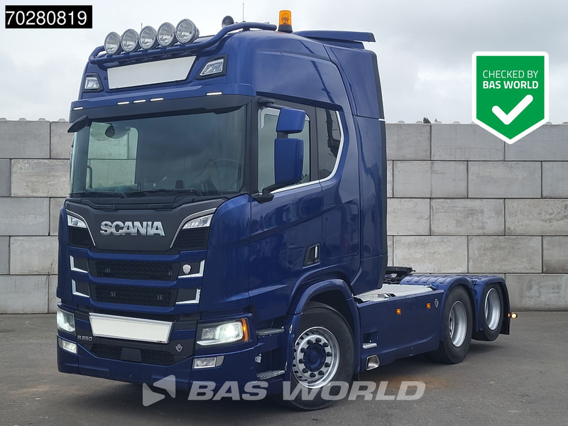 Scania R650 R 6X2 3 Pedal! Retarder Full-Air Liftachse Standklima Navi - Tractor: foto 1 Scania R650 R 6X2 3 Pedal! Retarder Full-Air Liftachse Standklima Navi - Tractor: foto 1