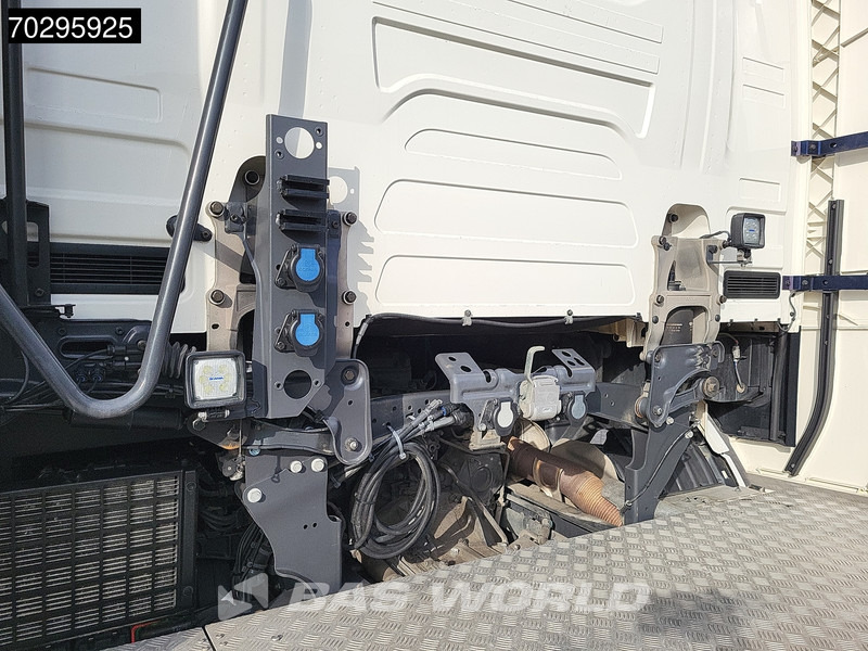 Scania S540 6X2 Retarder Full-Air 2xTanks Standairco Leather ACC LED Navi Euro 6 - Tractor: foto 2 Scania S540 6X2 Retarder Full-Air 2xTanks Standairco Leather ACC LED Navi Euro 6 - Tractor: foto 2