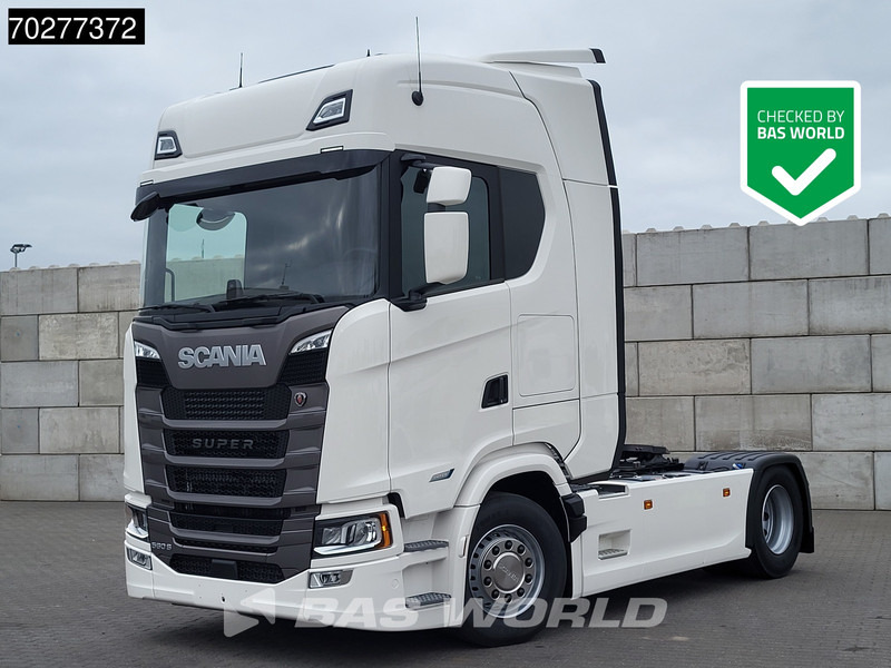 Tractor nuevo Scania S560 4X2 NEW! Retarder Full-Air 2xTanks Leder Standklima Navi ACC LED: foto 1