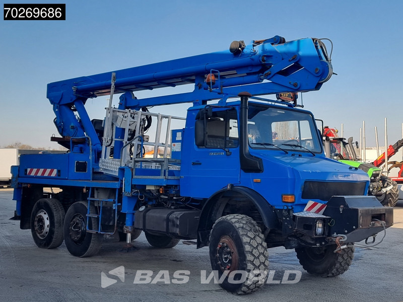 Caminhão grua Unimog U2450L 6X6 Unimog Engin EGI TP 226 hubarbeitsbühne Manual Euro 2: foto 16
