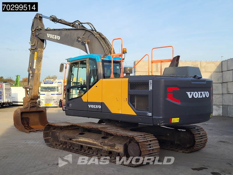Volvo EC220 E L - Escavadora de rastos: foto 2 Volvo EC220 E L - Escavadora de rastos: foto 2