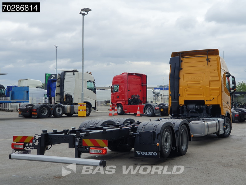 Volvo FH 460 6X2 NEW chassis! Full air Suspension Lift-Axle Navi ACC LED Euro 6 - Caminhão chassi: foto 5 Volvo FH 460 6X2 NEW chassis! Full air Suspension Lift-Axle Navi ACC LED Euro 6 - Caminhão chassi: foto 5