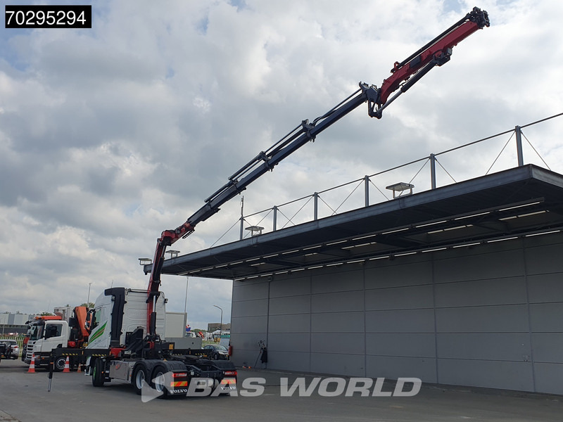 Volvo FH 500 FH 6X4 Full-Air Liftachse HMF 2820K-RCS Crane+JIB Remote Control I-ParkCool VDS LED Kran - Camião de caixa aberta/ Plataforma, Caminhão grua: foto 2 Volvo FH 500 FH 6X4 Full-Air Liftachse HMF 2820K-RCS Crane+JIB Remote Control I-ParkCool VDS LED Kran - Camião de caixa aberta/ Plataforma, Caminhão grua: foto 2
