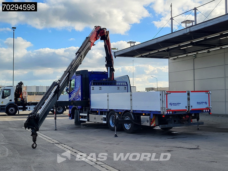 Volvo FH 540 FH 6X2 HMF 3220-K7 Crane Kran Lift-Axle Big-Axle Xenon Automatic Euro 6 - Camião de caixa aberta/ Plataforma, Caminhão grua: foto 5 Volvo FH 540 FH 6X2 HMF 3220-K7 Crane Kran Lift-Axle Big-Axle Xenon Automatic Euro 6 - Camião de caixa aberta/ Plataforma, Caminhão grua: foto 5