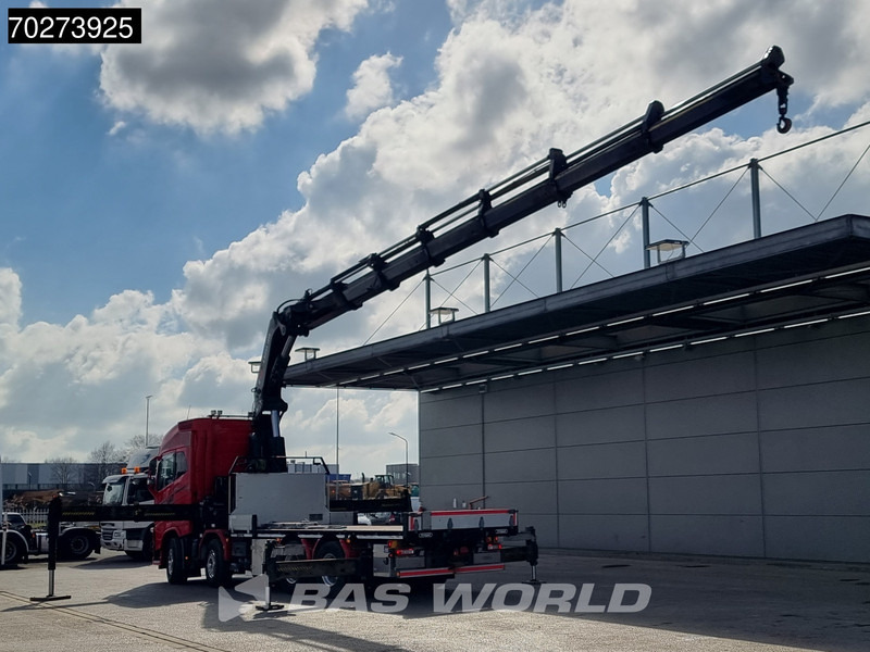 Volvo FH16 650 8X4 Hiab X-HIPRO 1058EP-6 Kran Crane ADR Lift+Lenkachse Euro 6 - Camião de caixa aberta/ Plataforma, Caminhão grua: foto 3 Volvo FH16 650 8X4 Hiab X-HIPRO 1058EP-6 Kran Crane ADR Lift+Lenkachse Euro 6 - Camião de caixa aberta/ Plataforma, Caminhão grua: foto 3