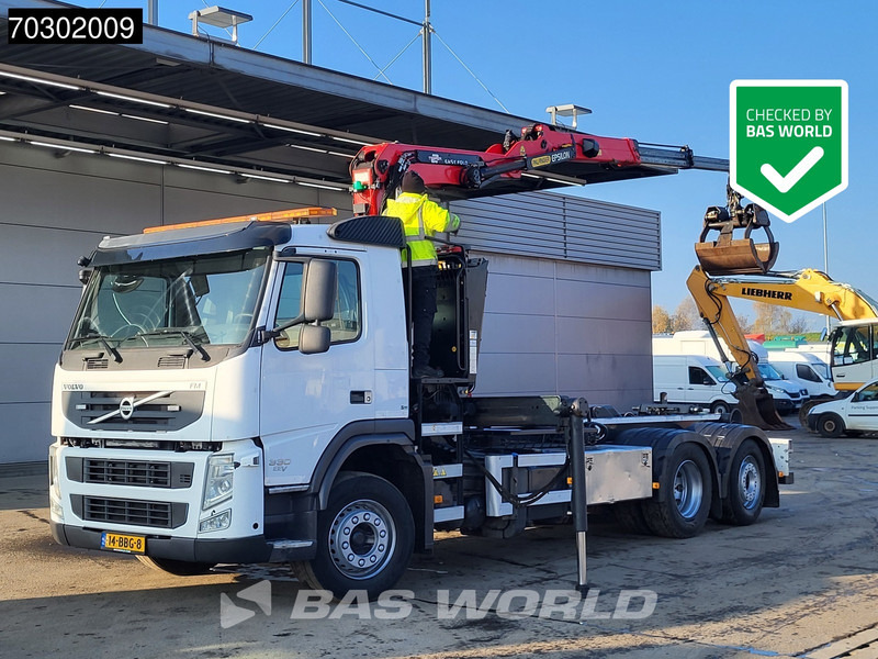 Volvo FM 330 FM 6X2 Palfinger Epsilon Z-Crane VDL Hook Lift+Steering Axle - Caminhão polibenne, Caminhão grua: foto 1 Volvo FM 330 FM 6X2 Palfinger Epsilon Z-Crane VDL Hook Lift+Steering Axle - Caminhão polibenne, Caminhão grua: foto 1