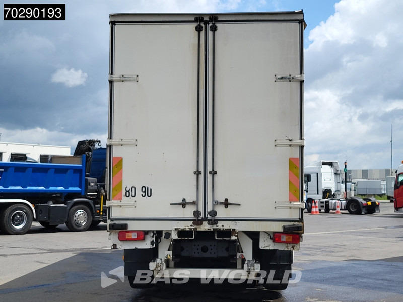 Volvo FM 370 6X2 Manual Lift+Steering Axle Euro 5 - Caminhão com lona: foto 3 Volvo FM 370 6X2 Manual Lift+Steering Axle Euro 5 - Caminhão com lona: foto 3