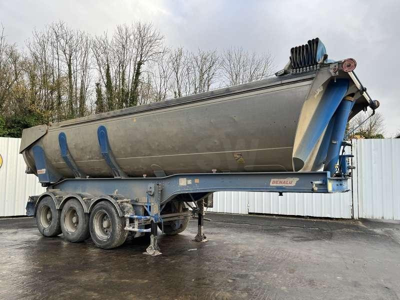 Benalu 3 ESSIEUX - Semireboque basculante: foto 1 Benalu 3 ESSIEUX - Semireboque basculante: foto 1