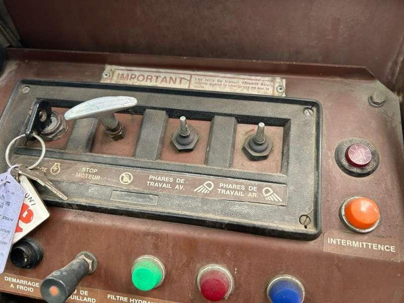 Carregadeira de rodas Case W14: foto 27