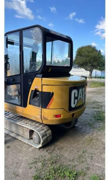 Caterpillar 302.5C - Mini escavadeira: foto 2 Caterpillar 302.5C - Mini escavadeira: foto 2