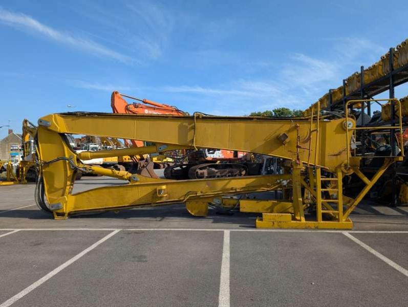 Caterpillar 330D L + BRAS DE DEMOLITION - Escavadeira de demolição: foto 3 Caterpillar 330D L + BRAS DE DEMOLITION - Escavadeira de demolição: foto 3