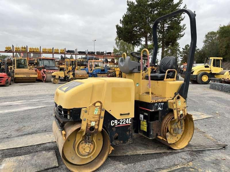 Caterpillar Compacteur Tandem / Double Billes CB-224E - Compactador de asfalto: foto 4 Caterpillar Compacteur Tandem / Double Billes CB-224E - Compactador de asfalto: foto 4