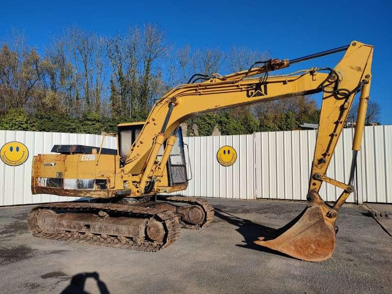 Caterpillar E120B - Escavadora de rastos: foto 1 Caterpillar E120B - Escavadora de rastos: foto 1