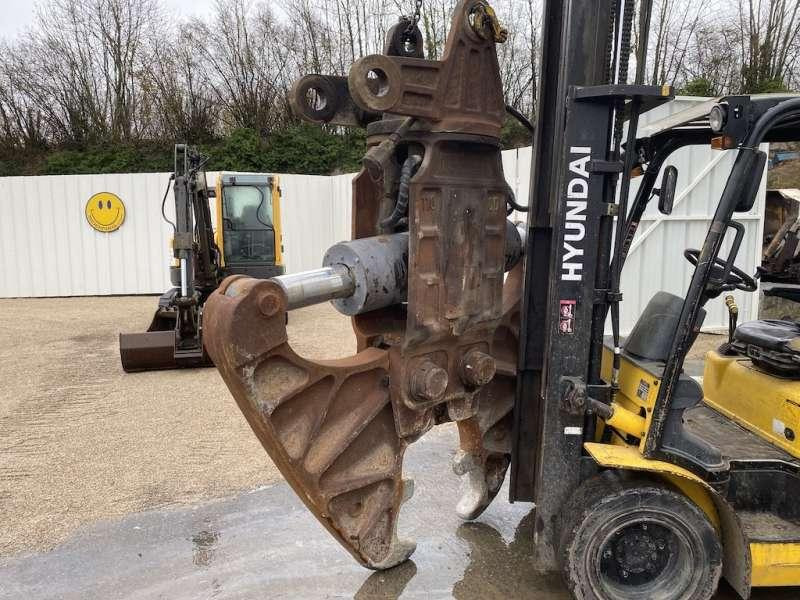 Cisaille a beton Pour Pelles de 35 Tonnes - Tesoura de demolição: foto 2 Cisaille a beton Pour Pelles de 35 Tonnes - Tesoura de demolição: foto 2