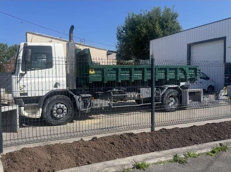 DAF 75CF - Caminhão polibenne: foto 2 DAF 75CF - Caminhão polibenne: foto 2