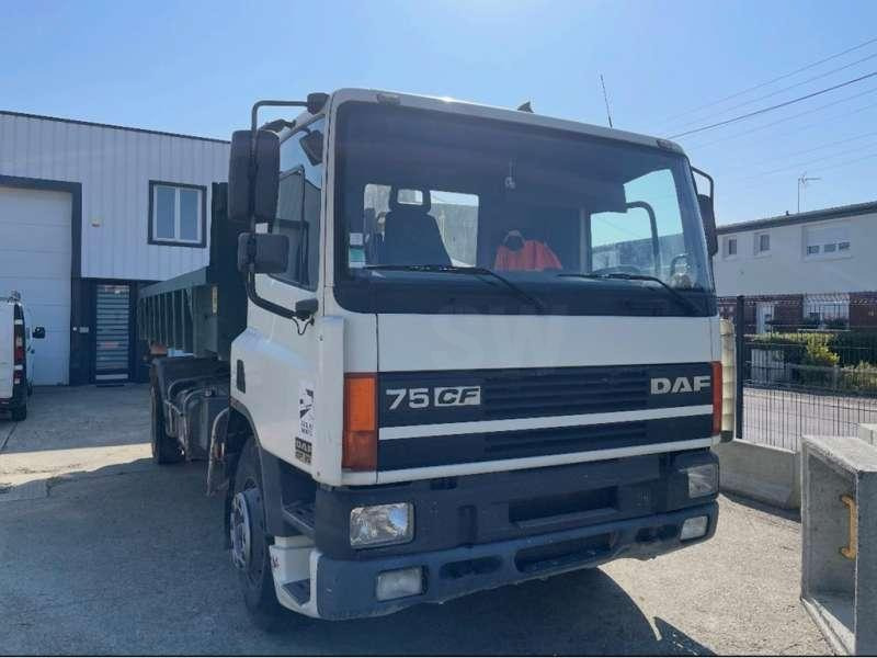 DAF 75CF - Caminhão polibenne: foto 3 DAF 75CF - Caminhão polibenne: foto 3