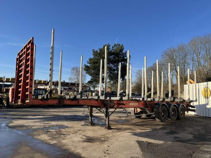 Fruehauf GRUMIERE 3 ESSIEUX - Semi-reboque florestal: foto 3 Fruehauf GRUMIERE 3 ESSIEUX - Semi-reboque florestal: foto 3