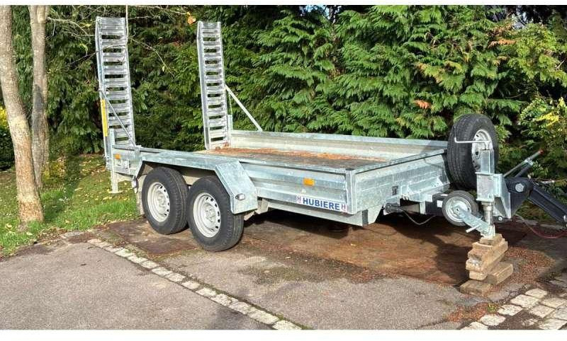 HUBIERE 2 ESSIEUX - Reboque para carros: foto 3 HUBIERE 2 ESSIEUX - Reboque para carros: foto 3