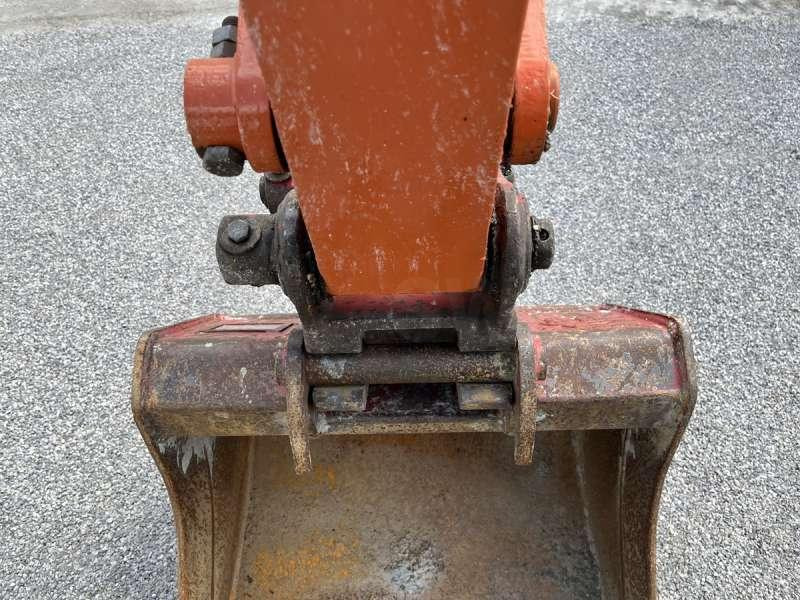 Mini escavadeira Hitachi ZX33U-5A CLR: foto 13