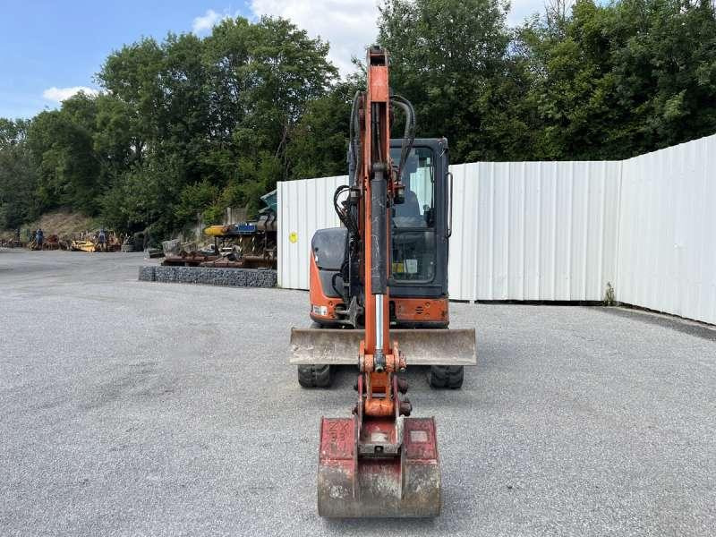 Mini escavadeira Hitachi ZX33U-5A CLR: foto 9