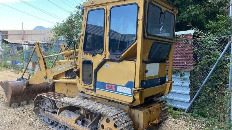 Carregadeira de esteiras Komatsu D21S-6: foto 9