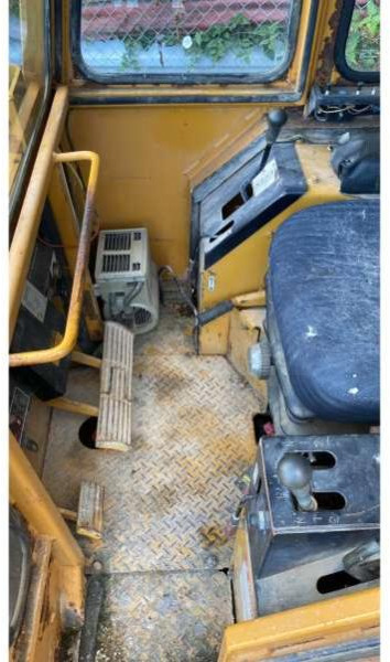 Carregadeira de esteiras Komatsu D21S-6: foto 12