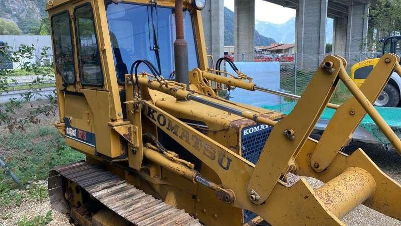 Carregadeira de esteiras Komatsu D21S-6: foto 10