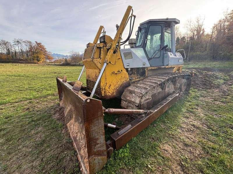 Komatsu D65EX-12 - Buldôzer: foto 3 Komatsu D65EX-12 - Buldôzer: foto 3