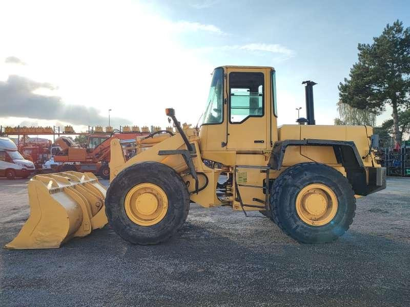 Komatsu WA270-3 - Carregadeira de rodas: foto 4 Komatsu WA270-3 - Carregadeira de rodas: foto 4