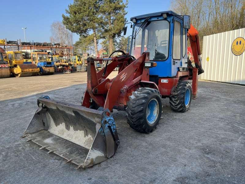Kubota R520 - Retroescavadeira: foto 2 Kubota R520 - Retroescavadeira: foto 2