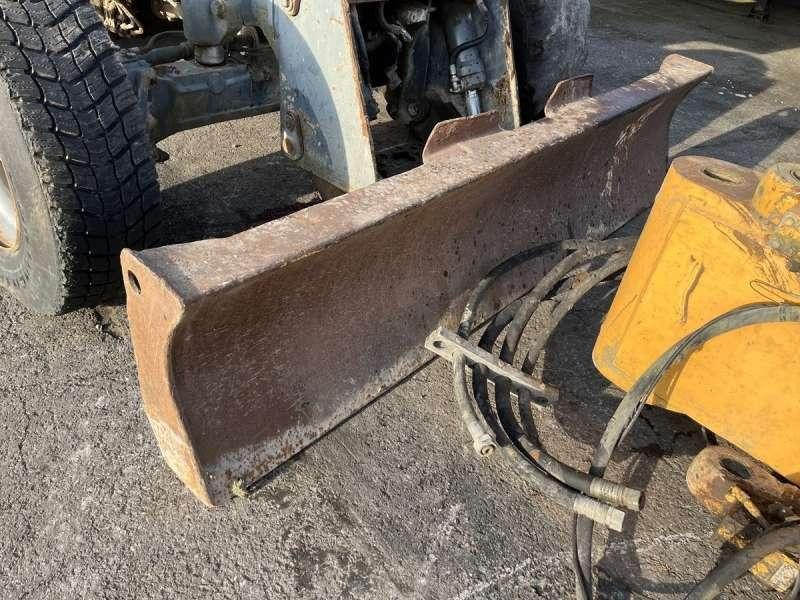 Escavadeira de rodas Liebherr A316 - POUR PIECES: foto 25