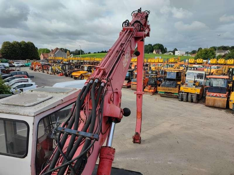 Locação de Liebherr A942 Liebherr A942: foto 32 Locação de Liebherr A942 Liebherr A942: foto 32