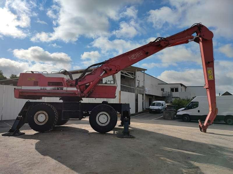 Locação de Liebherr A942 Liebherr A942: foto 6 Locação de Liebherr A942 Liebherr A942: foto 6