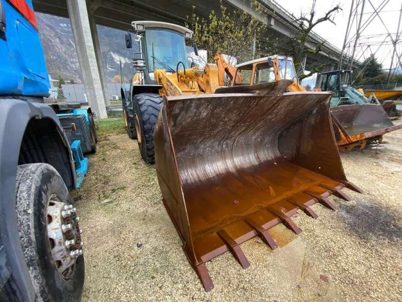Liebherr L554 - Carregadeira de rodas: foto 4 Liebherr L554 - Carregadeira de rodas: foto 4
