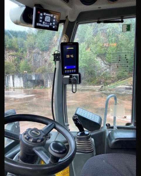 Liebherr L566 - Carregadeira de rodas: foto 3 Liebherr L566 - Carregadeira de rodas: foto 3