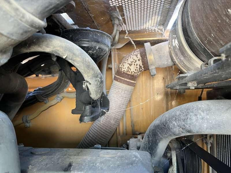 Carregadeira de esteiras Liebherr LR614: foto 33