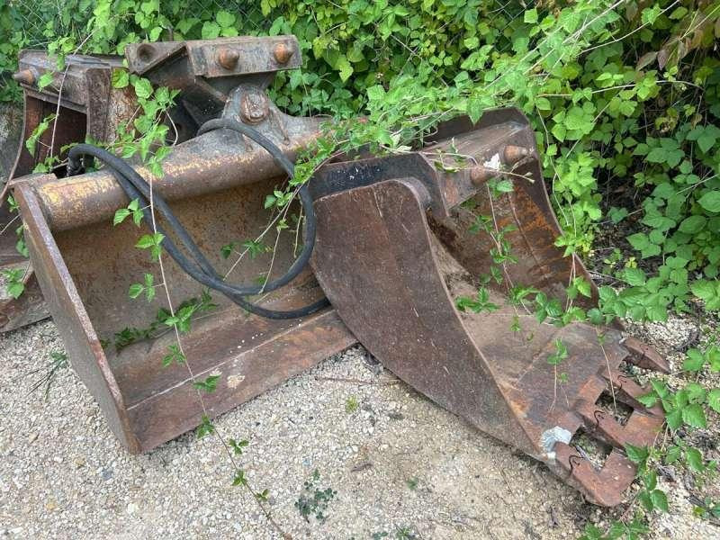 Escavadeira de rodas Mecalac 8CXI: foto 50 Escavadeira de rodas Mecalac 8CXI: foto 50