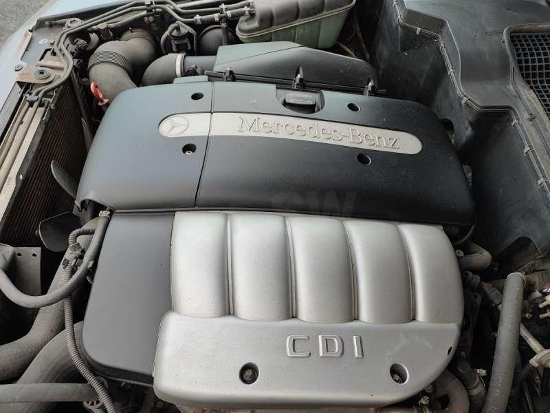 SUV Mercedes G 270 2.7 CDI: foto 29