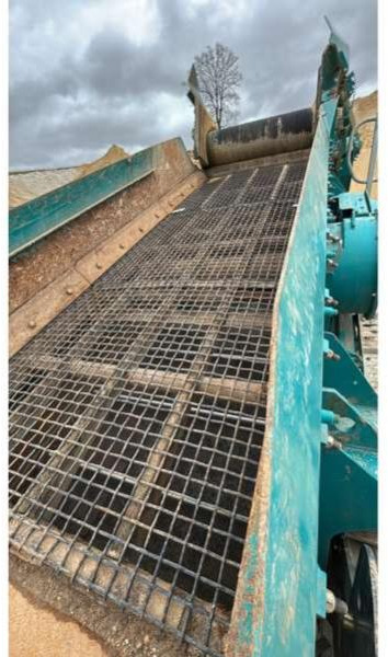 Powerscreen WARRIOR 1400X - Peneira vibratória: foto 5 Powerscreen WARRIOR 1400X - Peneira vibratória: foto 5