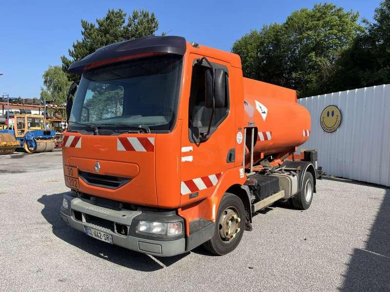 Renault MIDLUM 180 DCI - Caminhão tanque: foto 2 Renault MIDLUM 180 DCI - Caminhão tanque: foto 2