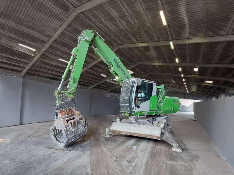 Sennebogen 818 - Manipulador de material: foto 1 Sennebogen 818 - Manipulador de material: foto 1