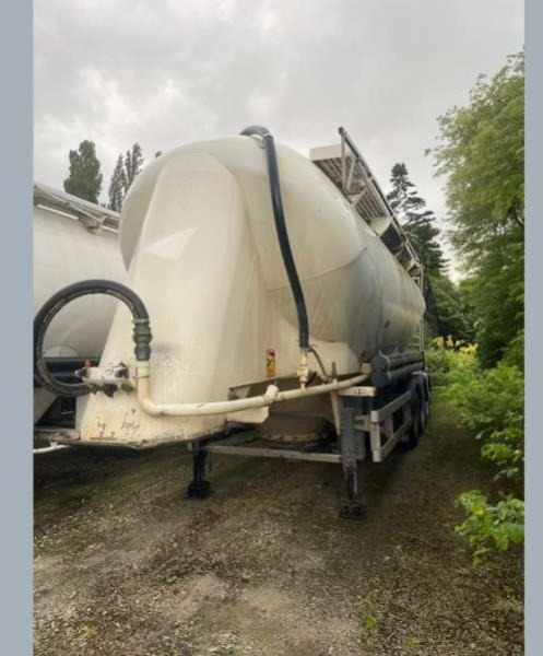 Spitzer EUROVRAC A CIMENT - Reboque tanque: foto 1 Spitzer EUROVRAC A CIMENT - Reboque tanque: foto 1