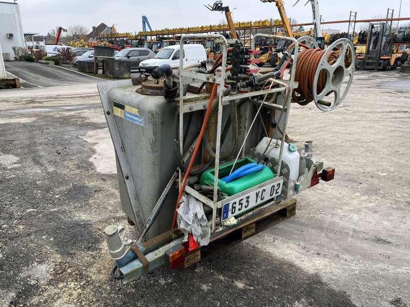 Tecnoma CUVE DE TRAITEMENT PHYTO - Pulverizador montado: foto 4 Tecnoma CUVE DE TRAITEMENT PHYTO - Pulverizador montado: foto 4
