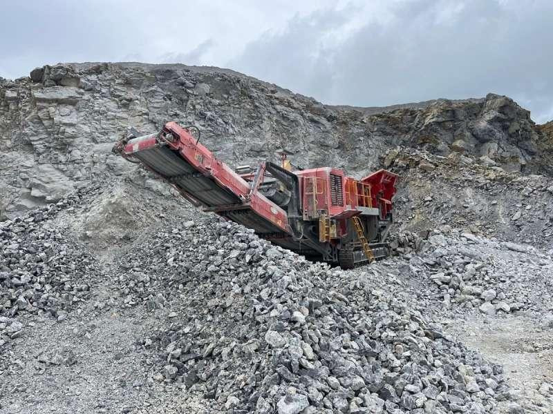 Terex FINLAY J-1175 - Britador: foto 1 Terex FINLAY J-1175 - Britador: foto 1