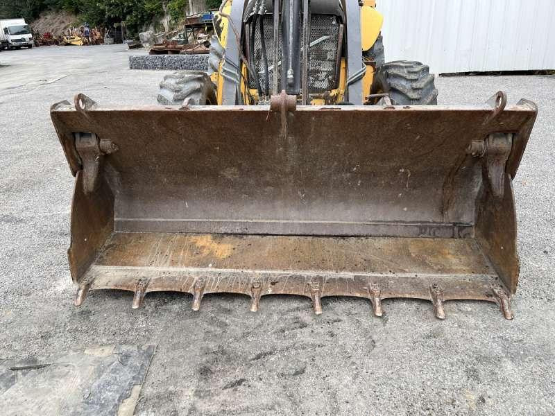 Retroescavadeira Volvo BL71+ POWERSHIFT: foto 11 Retroescavadeira Volvo BL71+ POWERSHIFT: foto 11