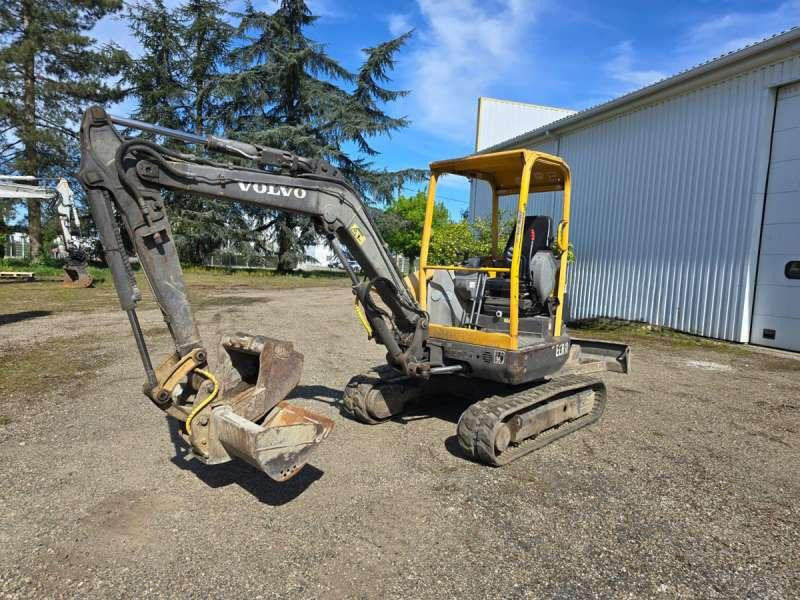 Volvo ECR38 - Mini escavadeira: foto 2 Volvo ECR38 - Mini escavadeira: foto 2
