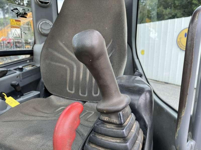 Mini escavadeira Volvo ECR58: foto 43